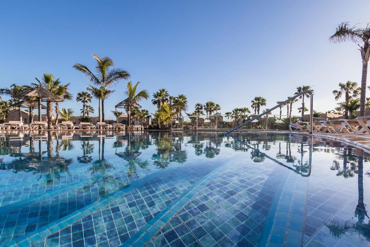 Family Apartment With Pool View - Oasis Duna Resort Corralejo Esterno foto